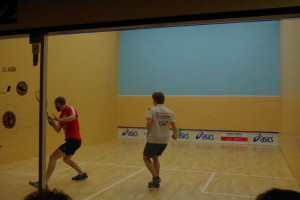 Haycocks (li.) vs. Miescher